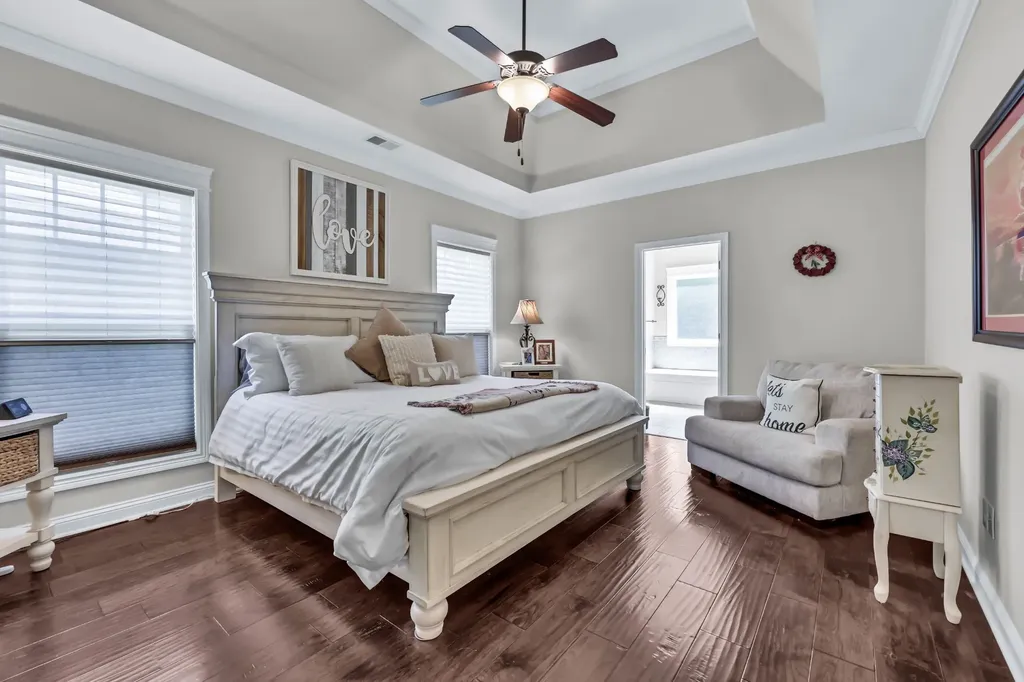 253 Dorchester Circle Clarksville TN 37043