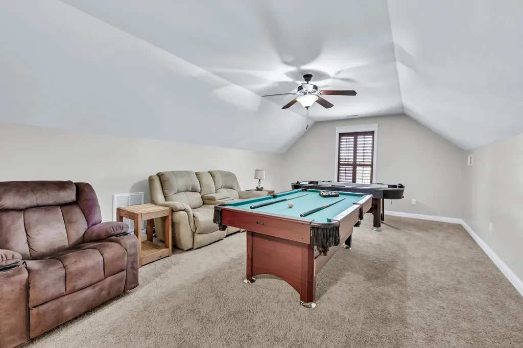 253 Dorchester Circle Clarksville TN 37043