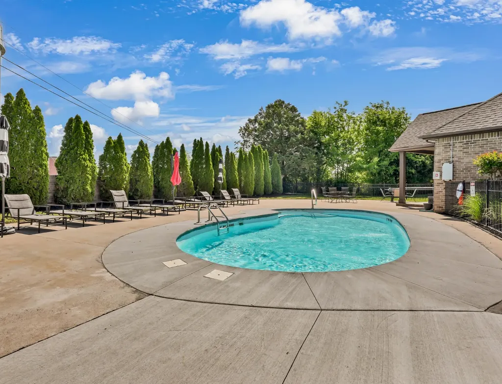 253 Dorchester Circle Clarksville TN 37043