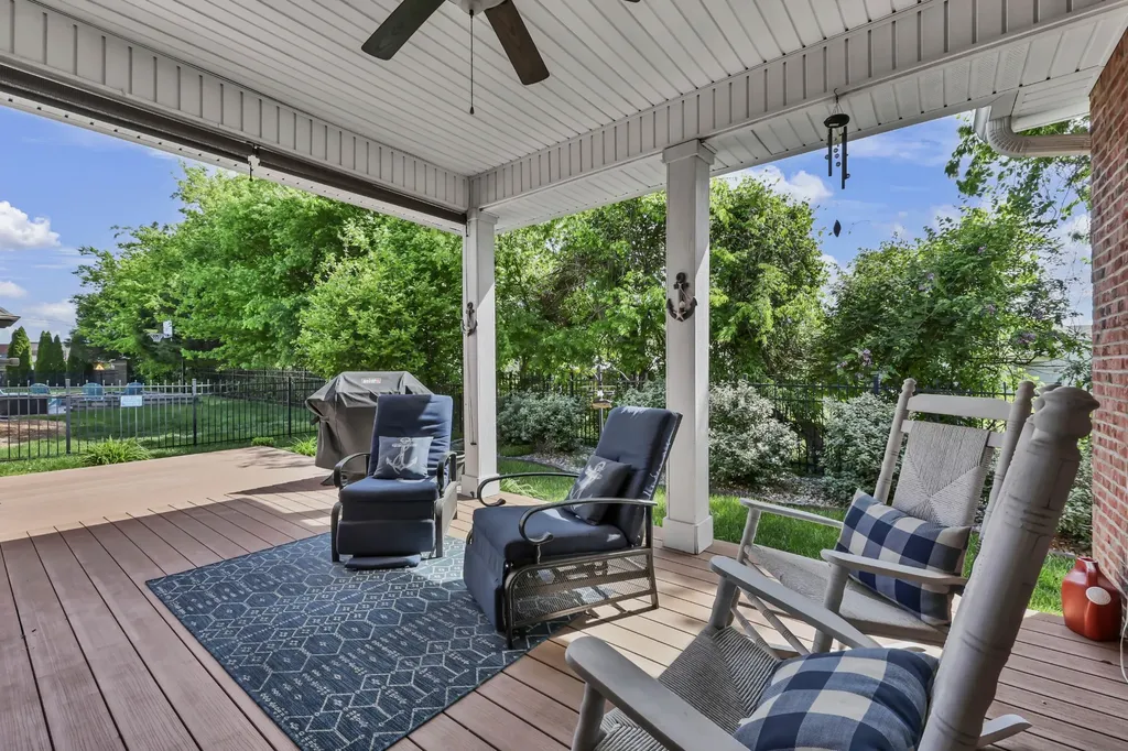 253 Dorchester Circle Clarksville TN 37043