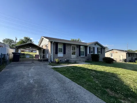 2806 Driftwood Drive Springfield TN 37172