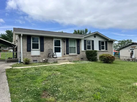 2806 Driftwood Drive Springfield TN 37172