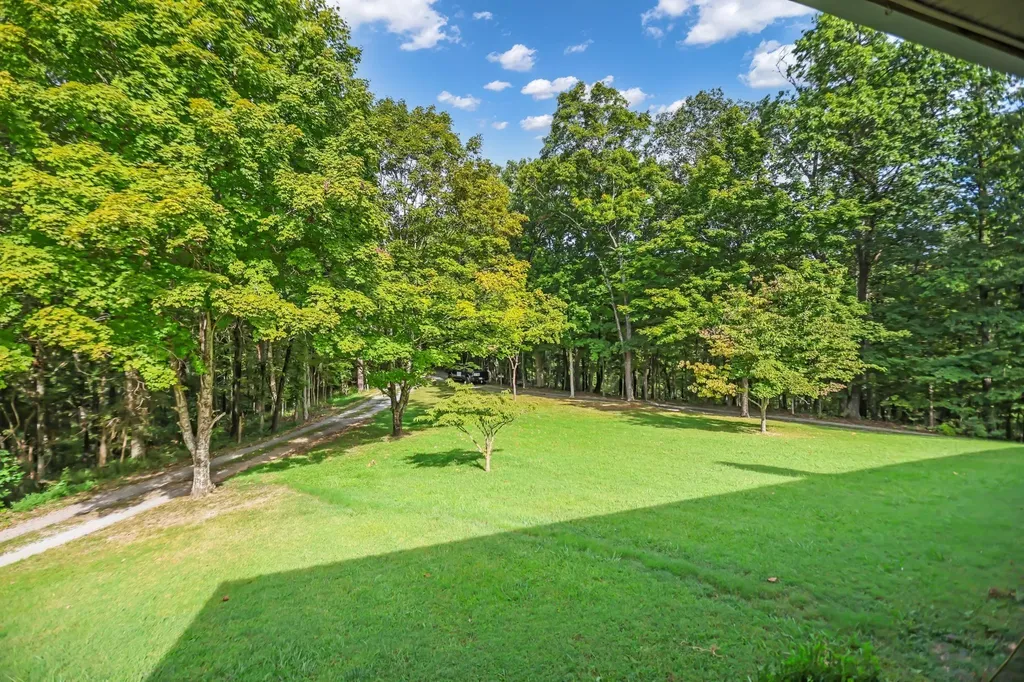 2661 Tinnin Road Goodlettsville TN 37072