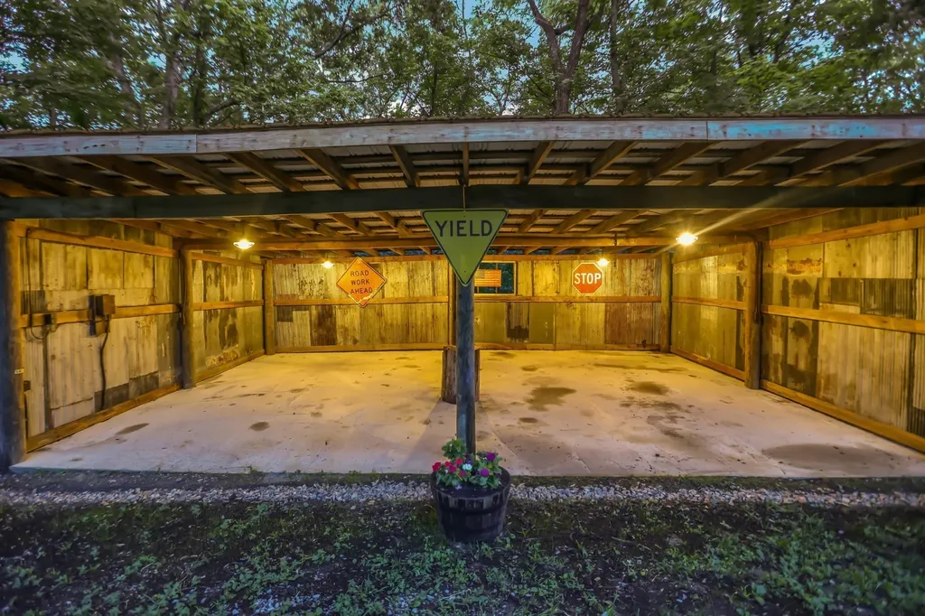 2661 Tinnin Road Goodlettsville TN 37072