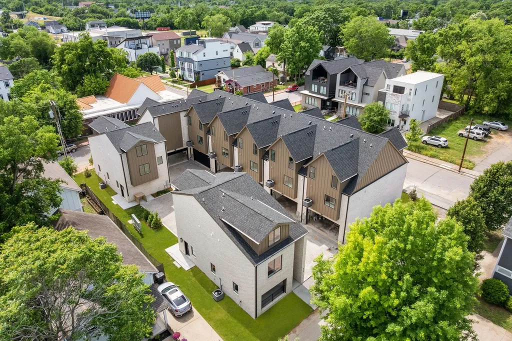 915 Cheatham Place Nashville TN 37208