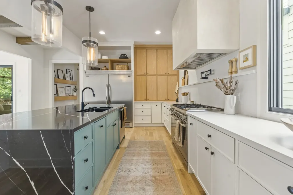 1900 Randolph Place Nashville TN 37215