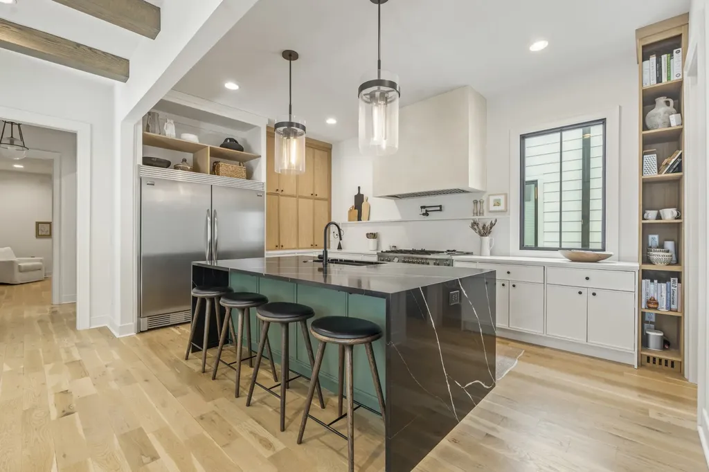 1900 Randolph Place Nashville TN 37215