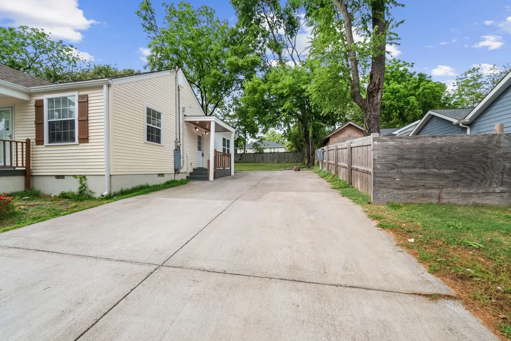 60 Lutie Street Nashville TN 37210