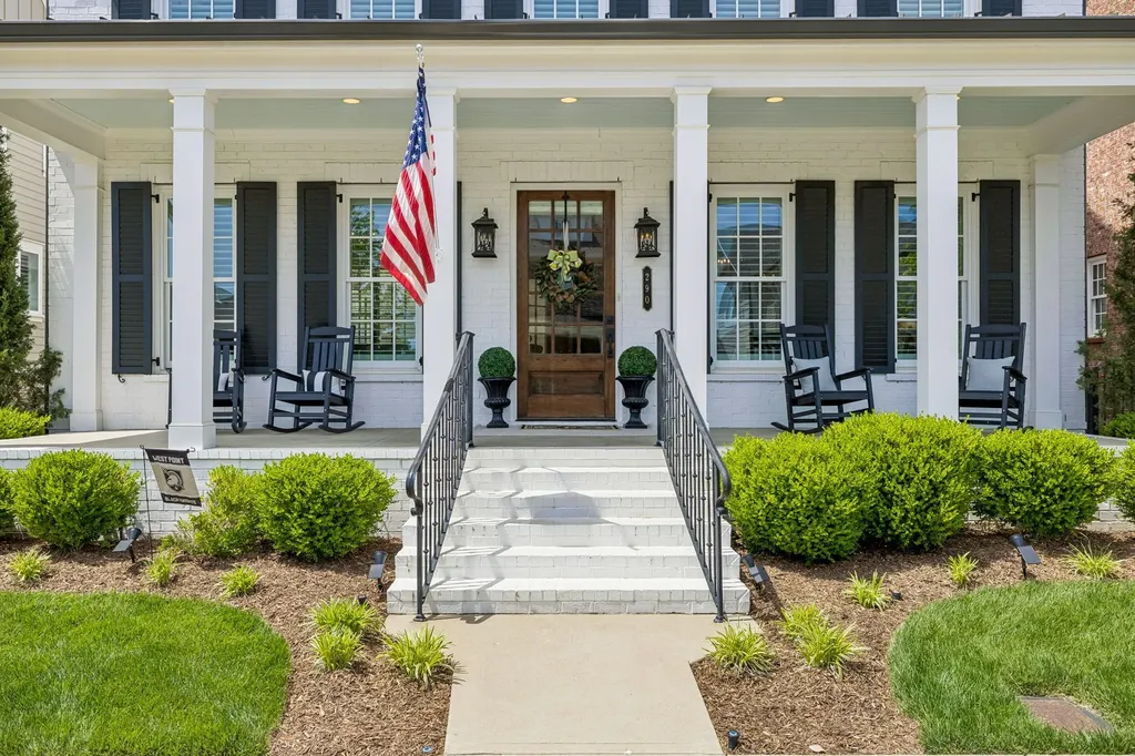 290 Stephens Valley Blvd, E Nashville TN 37221