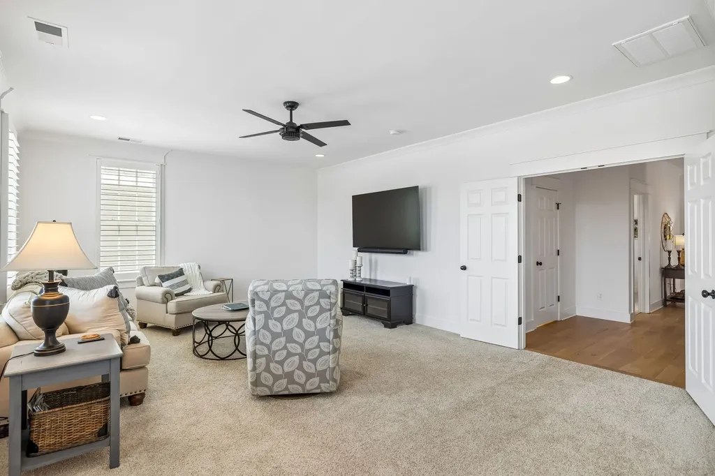 290 Stephens Valley Blvd, E Nashville TN 37221
