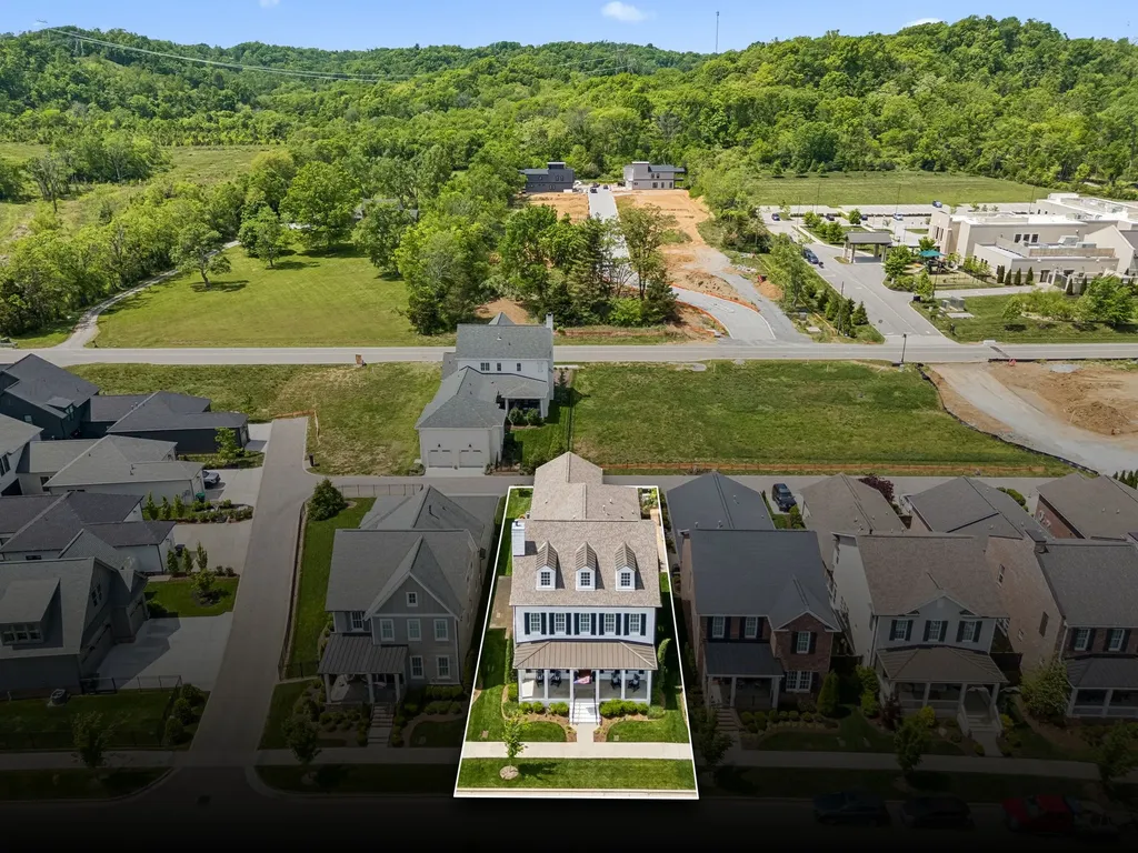 290 Stephens Valley Blvd, E Nashville TN 37221