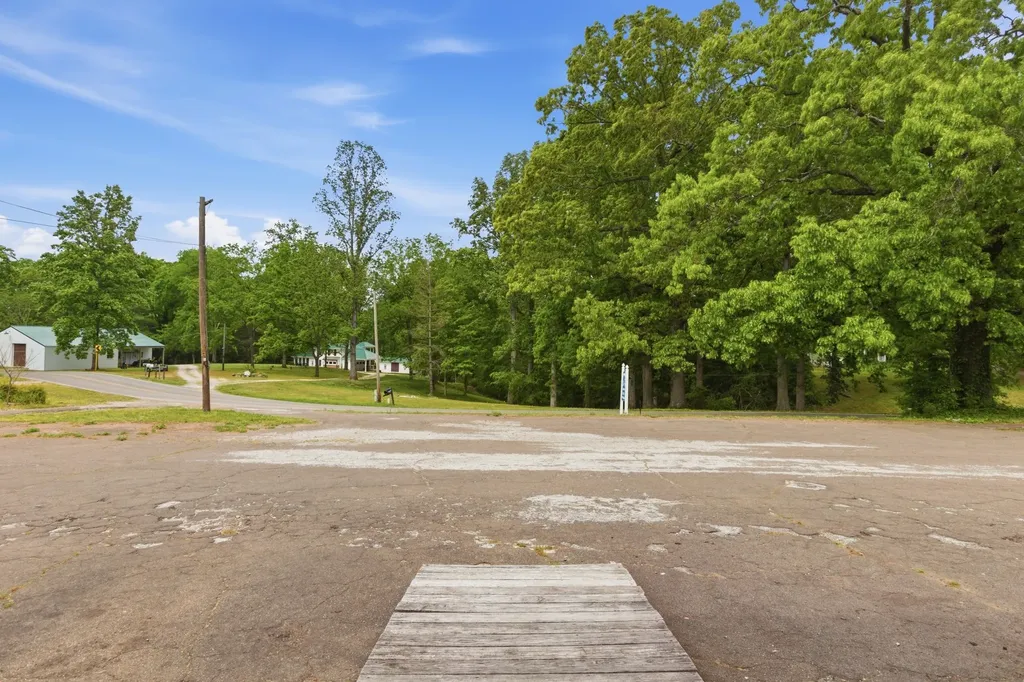 7775 Wrigley Road Lyles TN 37098
