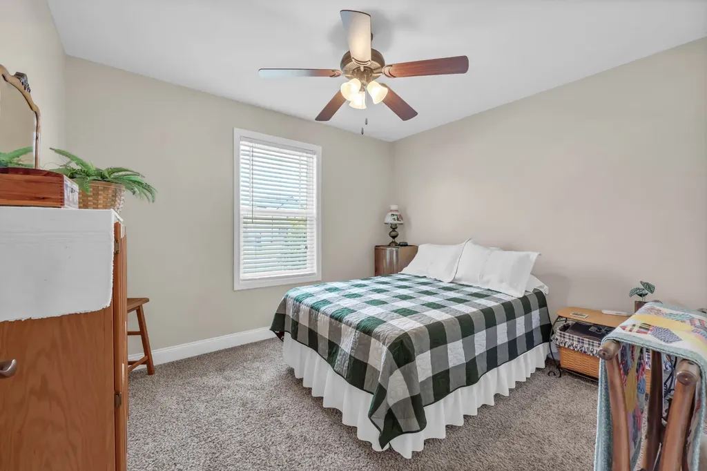 584 Tracy Lane Clarksville TN 37040