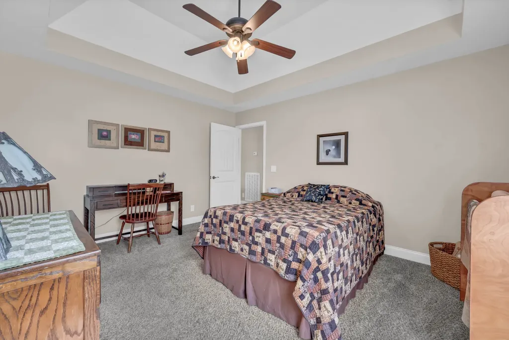 584 Tracy Lane Clarksville TN 37040