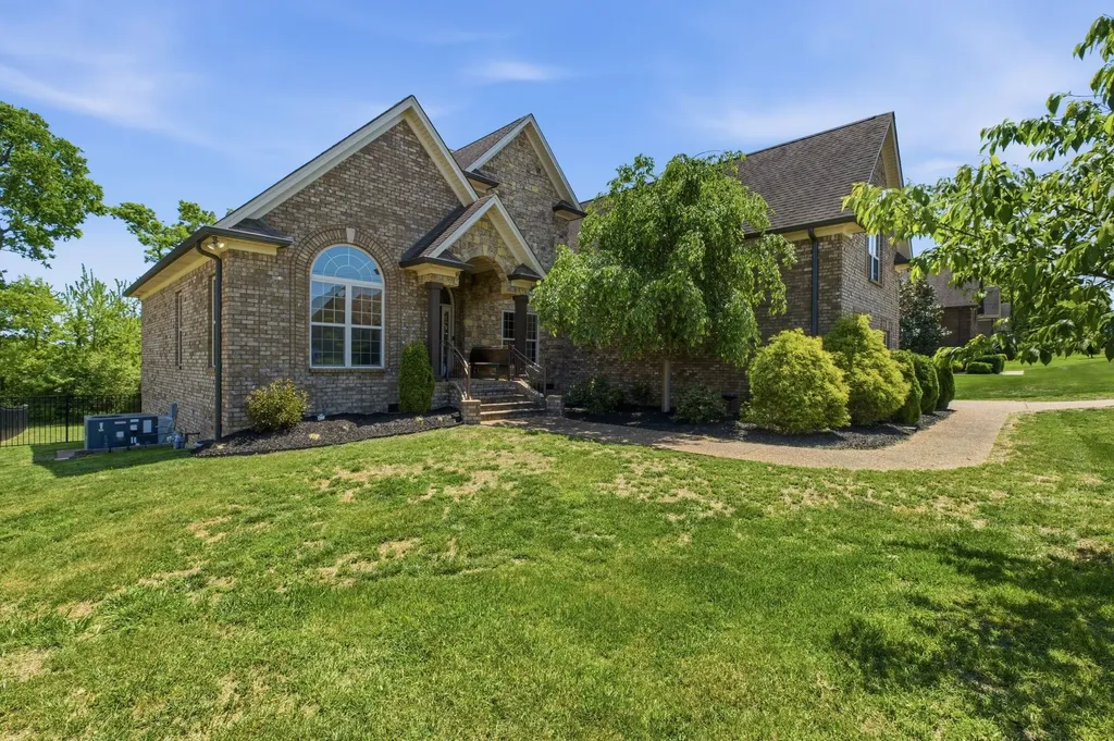 316 Ironwood Circle Gallatin TN 37066