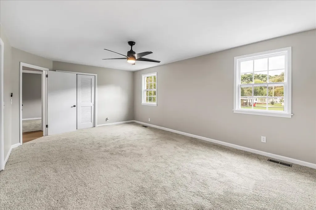 315 Little Creek Road Pleasant Shade TN 37145
