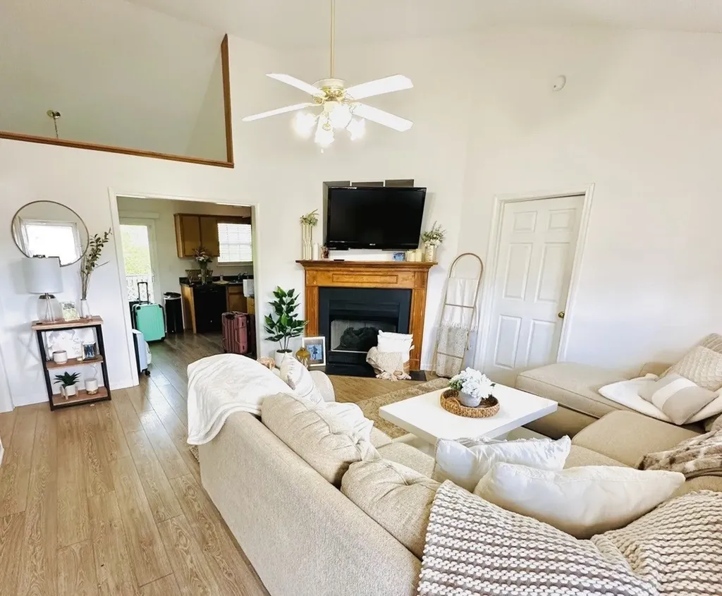 1028 Saddlestone Drive Hermitage TN 37076