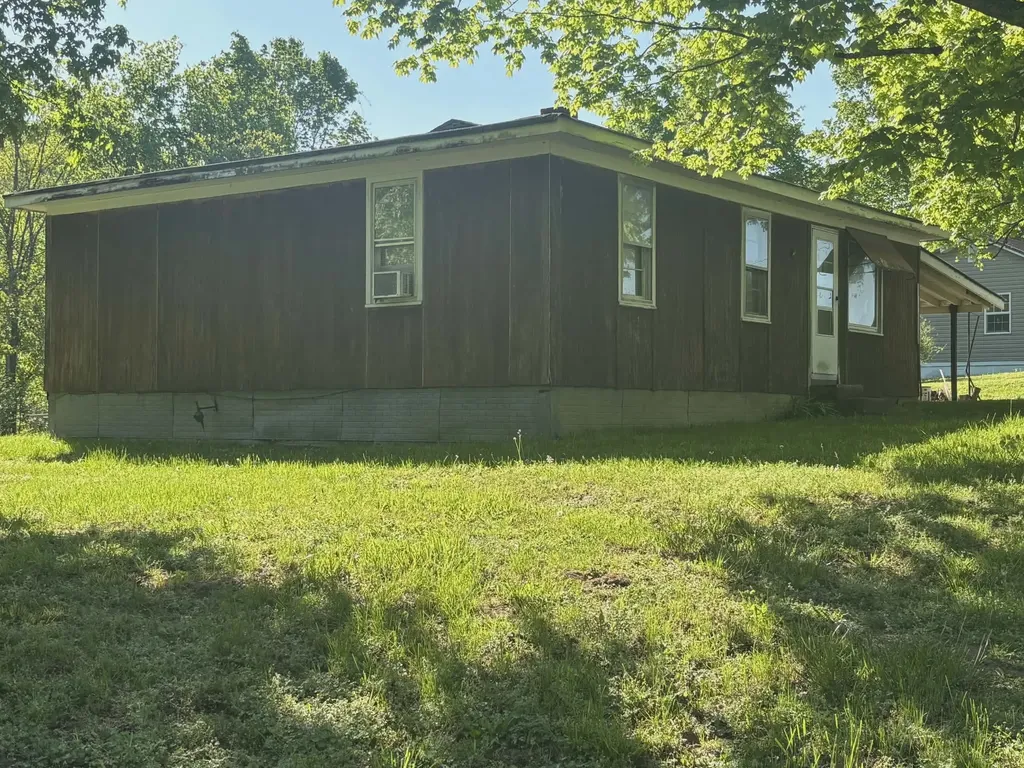 519 Highway 48, S Centerville TN 37033