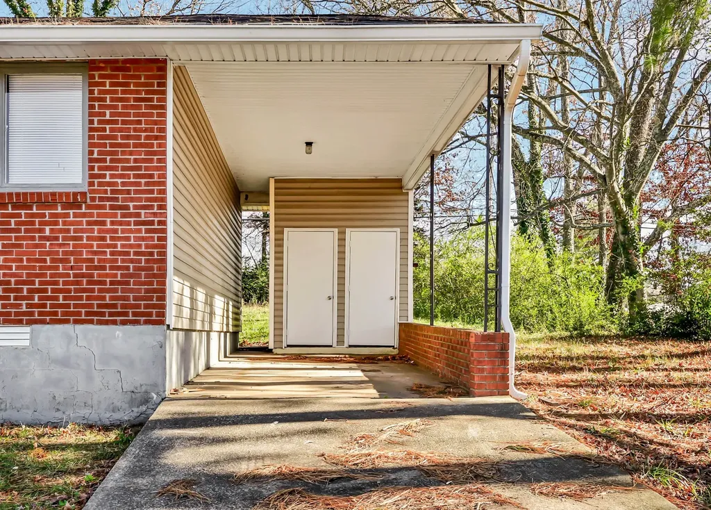 124 Yorktown Road Clarksville TN 37042