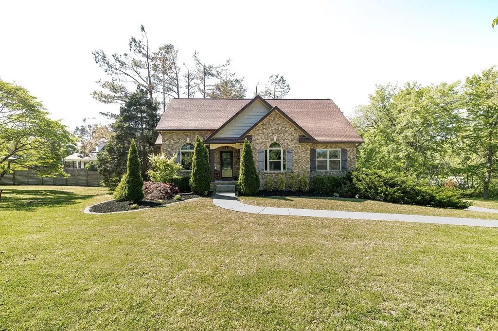 7113 Rusty Drive Fairview TN 37062