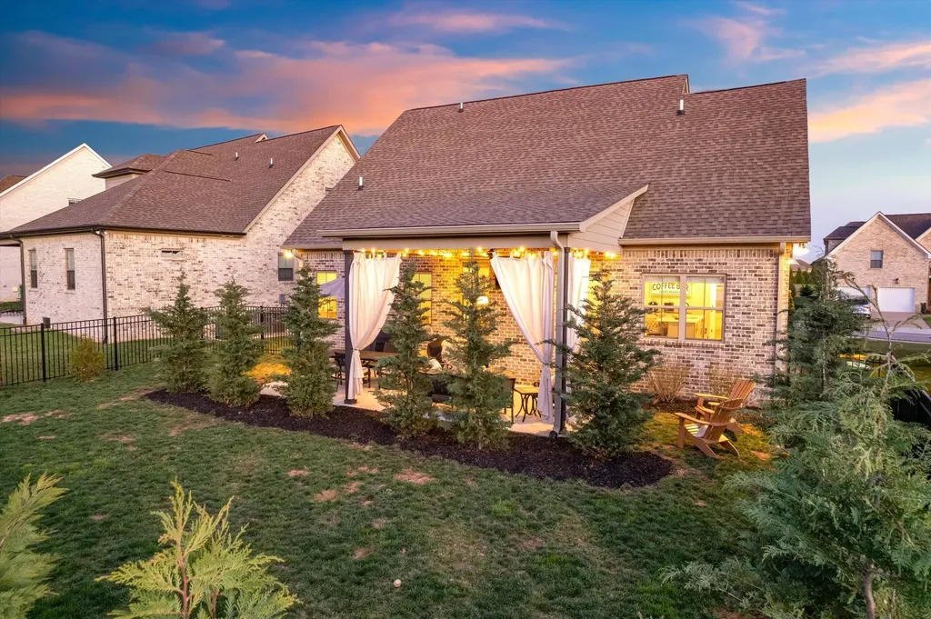 1706 Sorrell Park Drive Spring Hill TN 37174