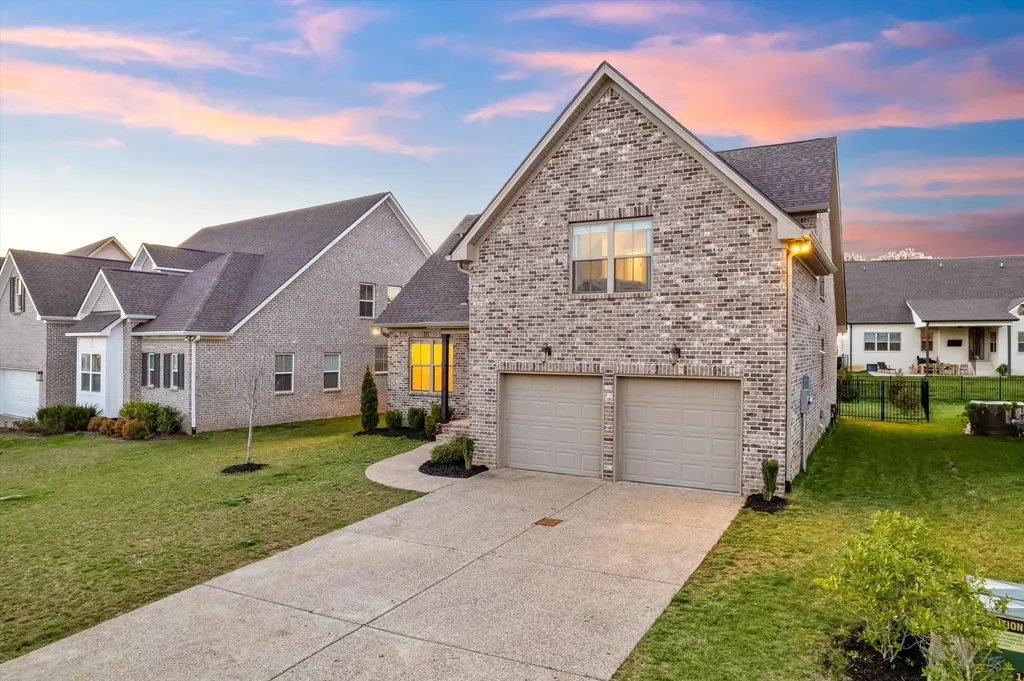 1706 Sorrell Park Drive Spring Hill TN 37174