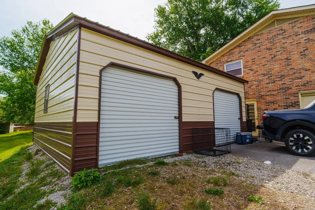 128 N Turner Drive Sparta TN 38583