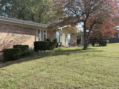 128 N Turner Drive Sparta TN 38583