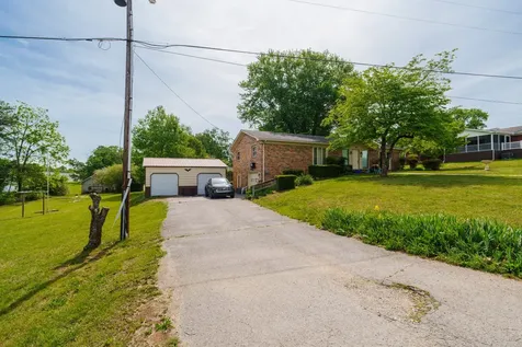 128 N Turner Drive Sparta TN 38583