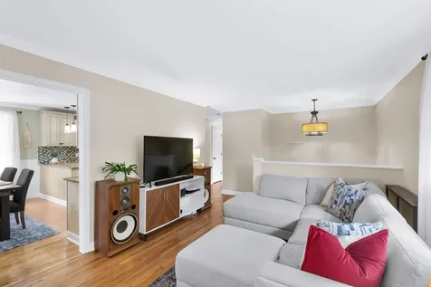 608 Harpeth Pkwy, E Nashville TN 37221