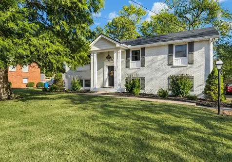 608 Harpeth Pkwy, E Nashville TN 37221