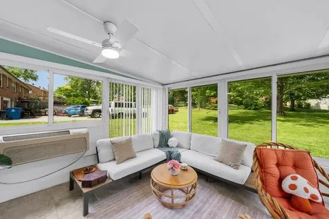 608 Harpeth Pkwy, E Nashville TN 37221
