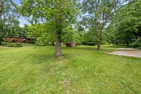 608 Harpeth Pkwy, E Nashville TN 37221