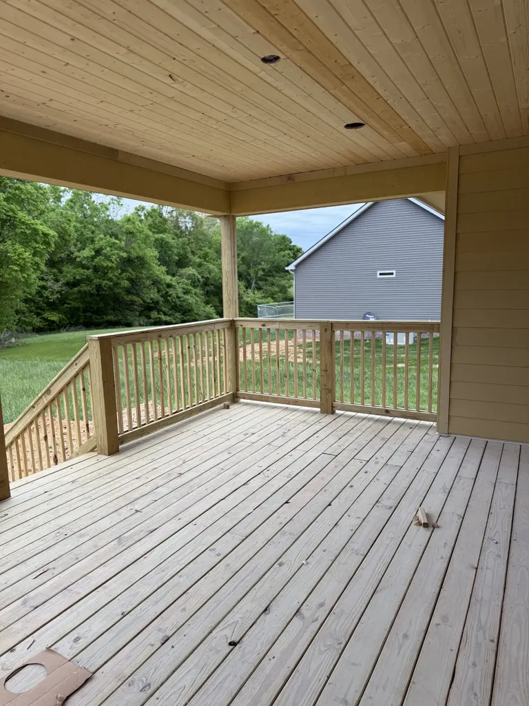 8680 Middle Lick Creek Road Lyles TN 37098