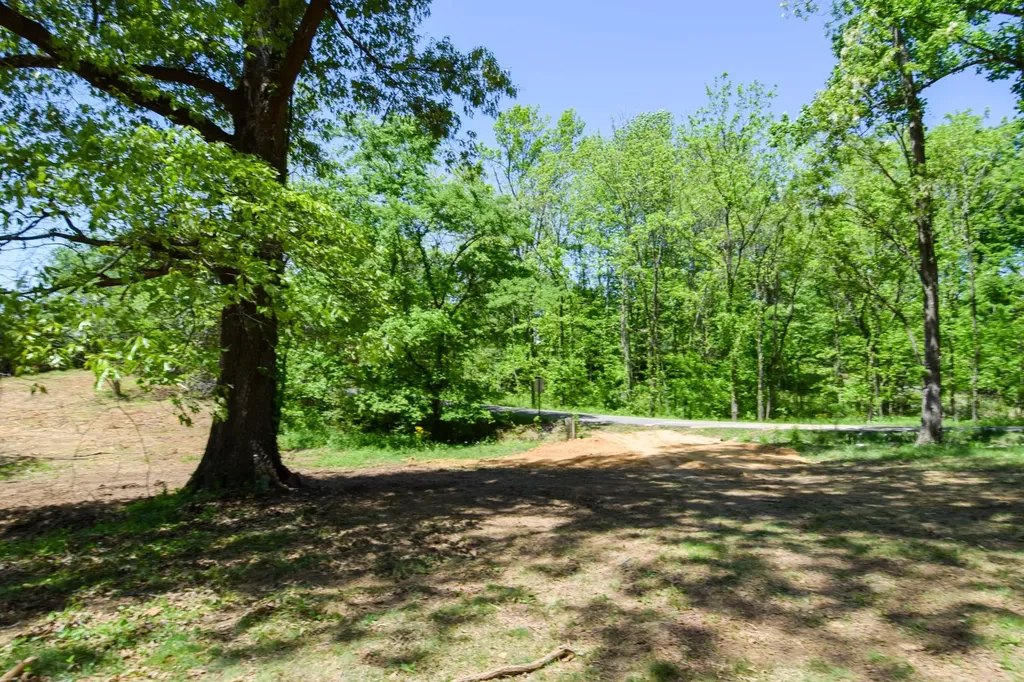 430 South Road Cottontown TN 37048