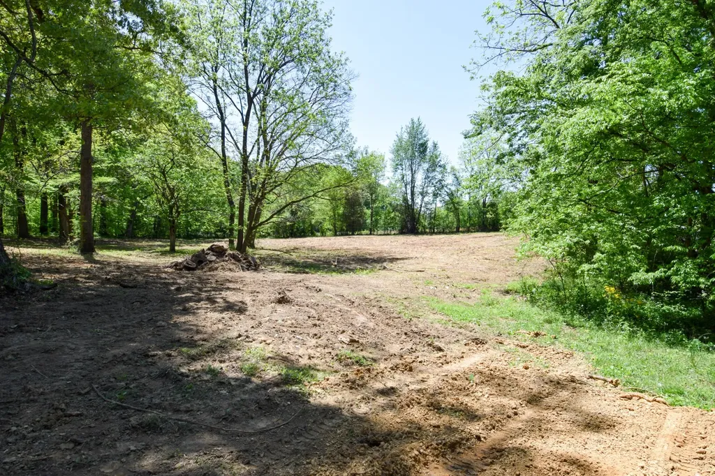 430 South Road Cottontown TN 37048