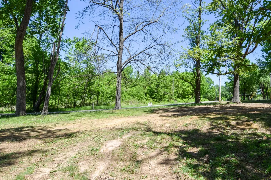 430 South Road Cottontown TN 37048
