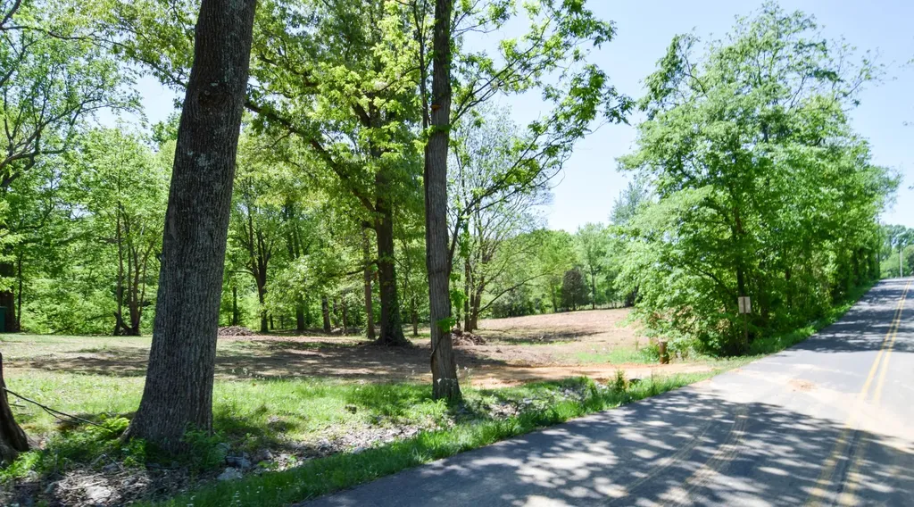 430 South Road Cottontown TN 37048