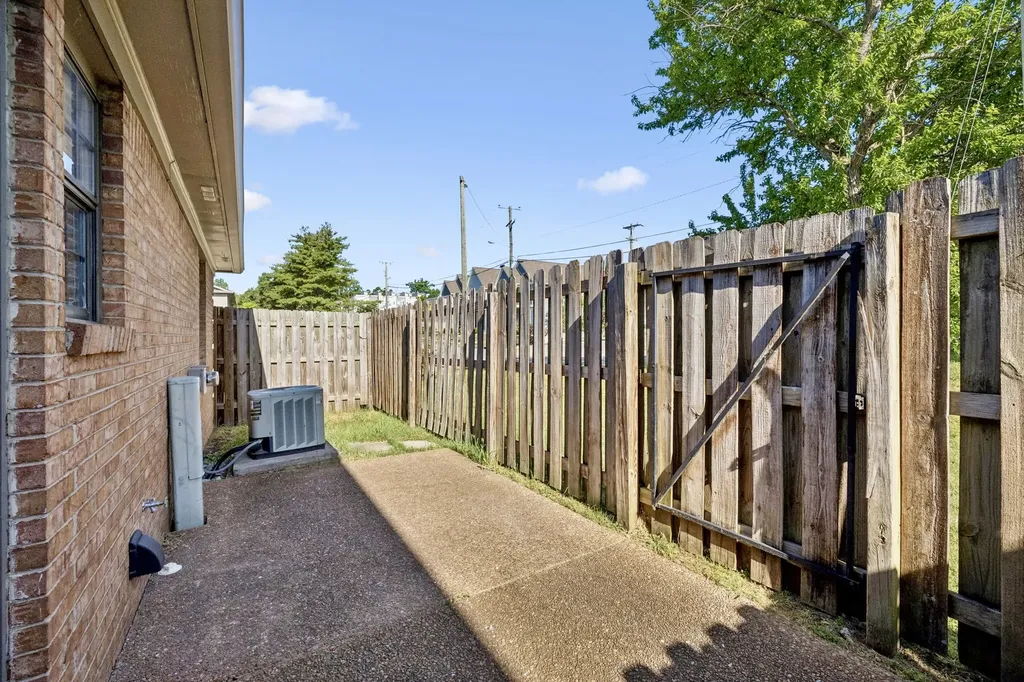 101 Ellington Place Madison TN 37115