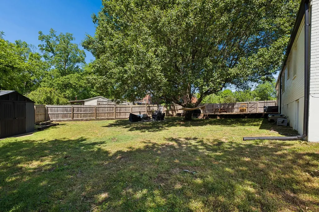 4311 Saunders Avenue Nashville TN 37216