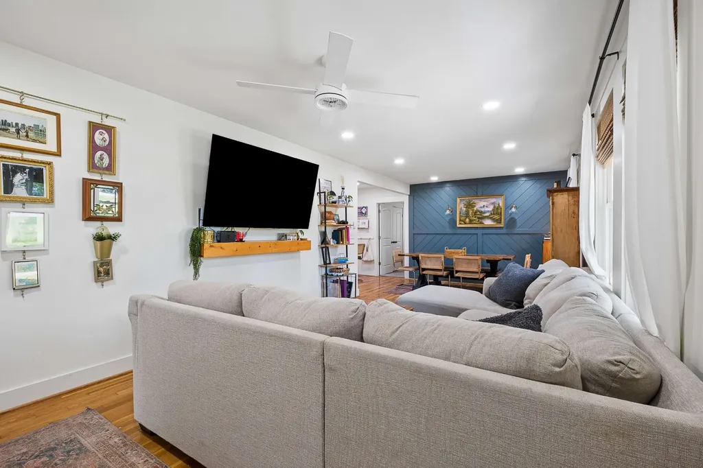 4311 Saunders Avenue Nashville TN 37216
