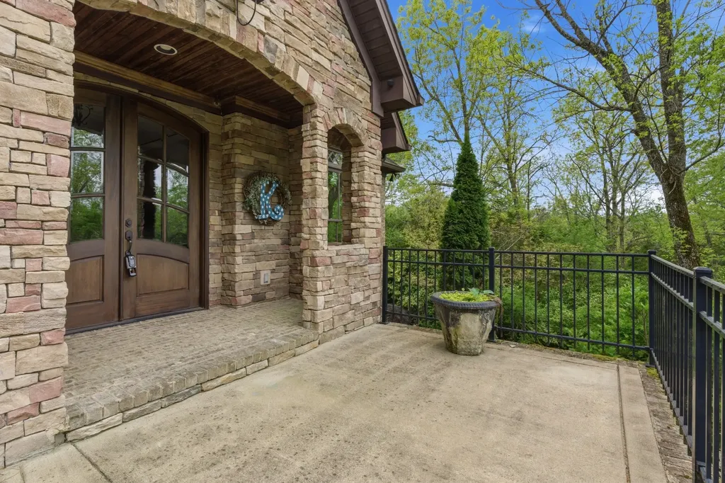 1024 Redmond Court Brentwood TN 37027