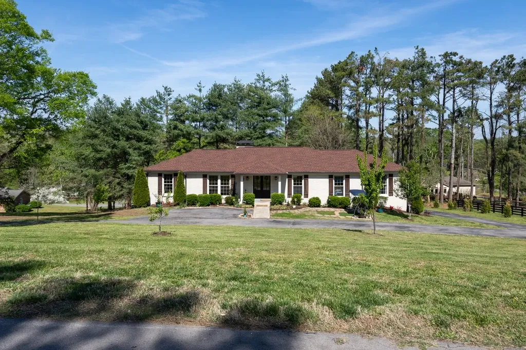 2221 Castlewood Drive Franklin TN 37064