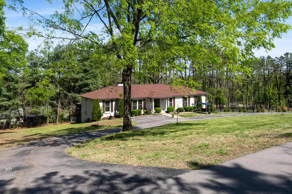 2221 Castlewood Drive Franklin TN 37064