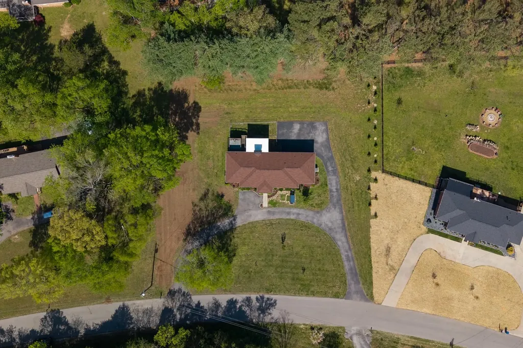 2221 Castlewood Drive Franklin TN 37064