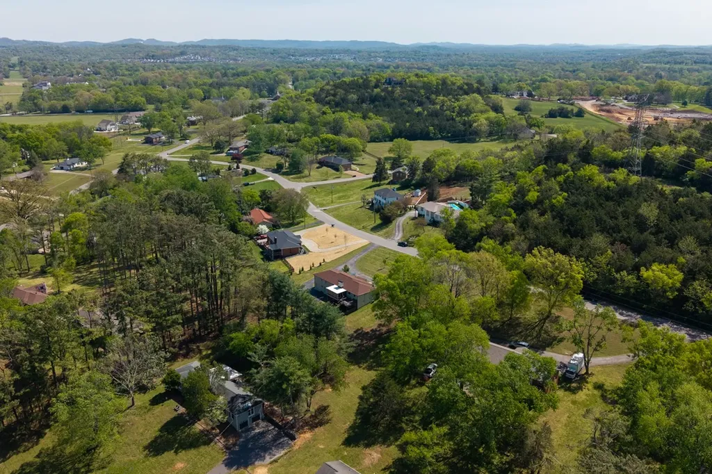 2221 Castlewood Drive Franklin TN 37064