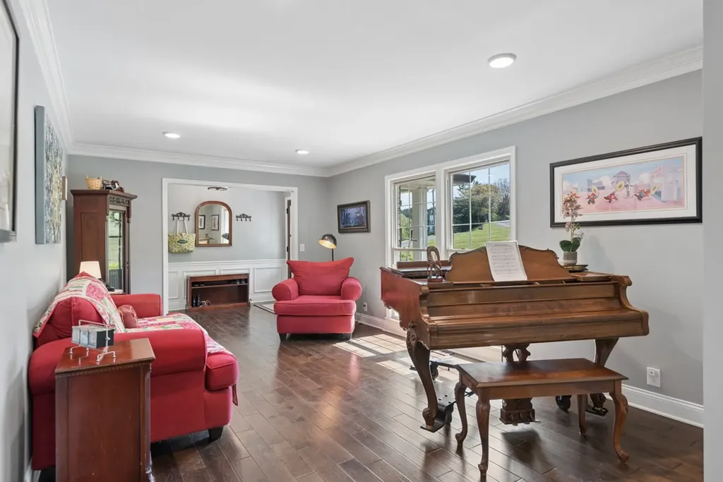 2221 Castlewood Drive Franklin TN 37064