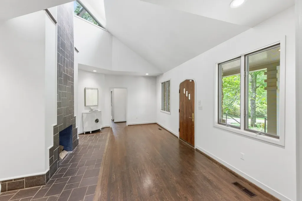 5142 Stanford Drive Nashville TN 37215