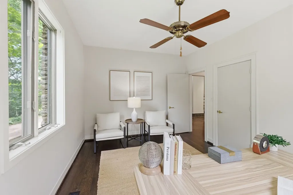 5142 Stanford Drive Nashville TN 37215