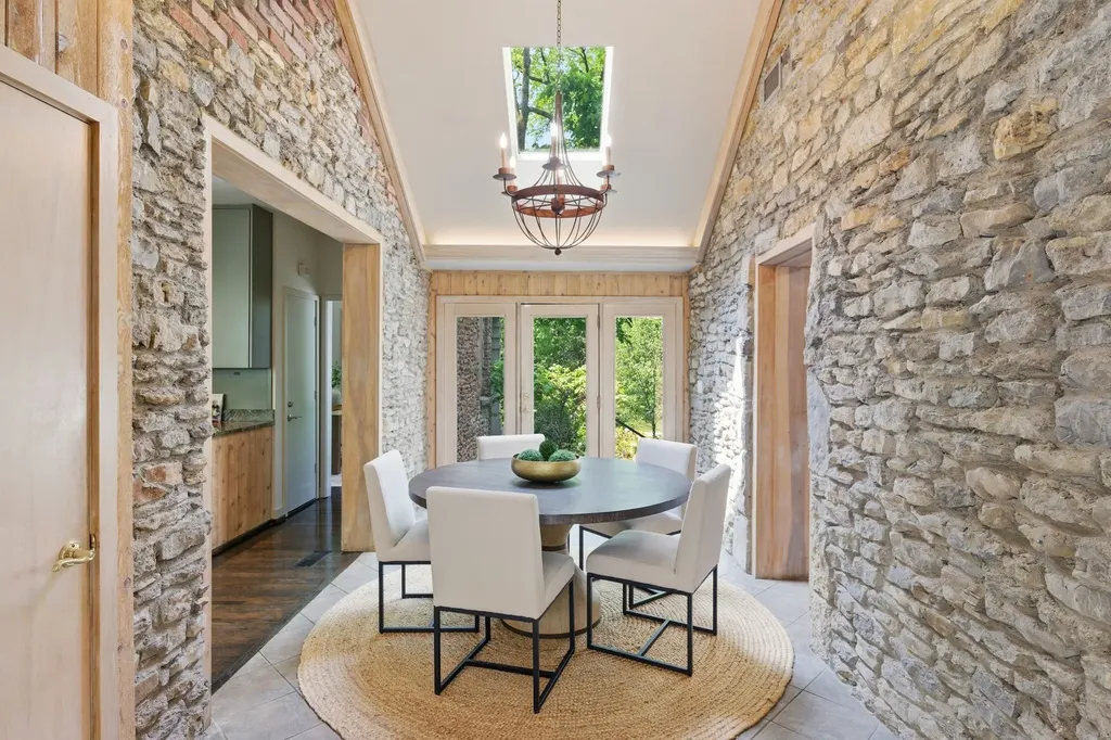 5142 Stanford Drive Nashville TN 37215